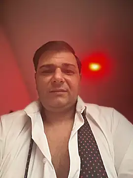 SecretlyDD online show from January 2025 02:39:01 PM