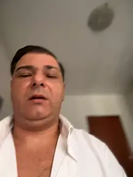 SecretlyDD online show from February 2025 08:46:01 AM