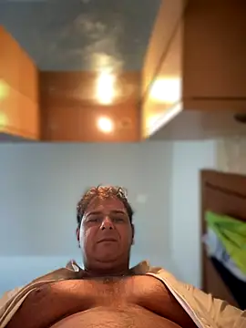 SecretlyDD online show from October 2025 08:14:01 AM