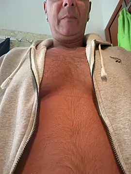 SecretlyDD online show from May 2026 06:51:02 AM