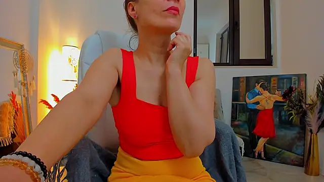 Julya Anna online show from May 2026 04:30:01 AM