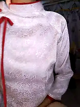 Snapshot of Lucy_limon chatting on October 2025 08:09:02 PM Lucy limon online show from October 2025 08:09:02 PM