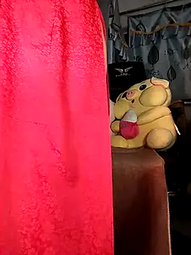 Snapshot of Lucy_limon chatting on November 2025 03:36:01 PM Lucy limon online show from November 2025 03:36:01 PM