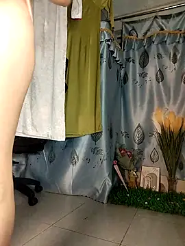 Snapshot of Lucy_limon chatting on December 2025 09:23:02 PM Lucy limon online show from December 2025 09:23:02 PM