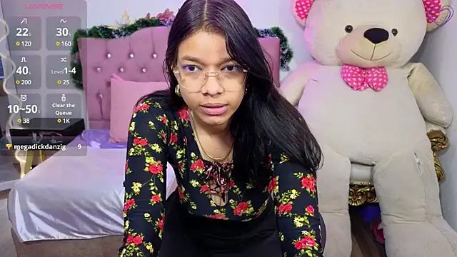 Emilly tay online show from January 2025 11:11:01 AM