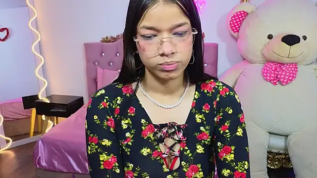 Emilly tay online show from January 2025 11:26:01 AM