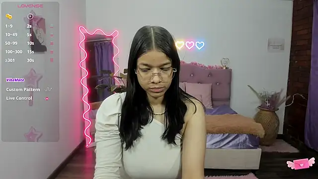 Emilly tay online show from February 2025 11:54:01 AM