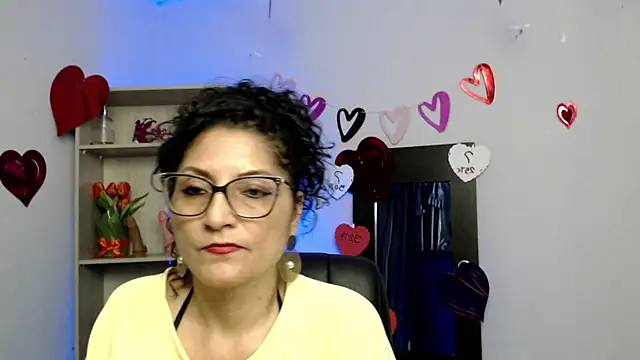 Snapshot of arianna_ros3 chatting on February 2025 07:17:02 PM arianna ros3 online show from February 2025 07:17:02 PM