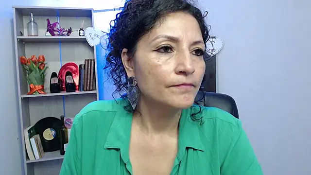 Snapshot of arianna_ros3 chatting on March 2025 04:54:02 PM arianna ros3 online show from March 2025 04:54:02 PM