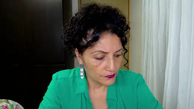 arianna ros3 online show from May 2026 01:21:01 AM