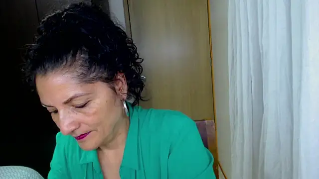 arianna ros3 online show from May 2026 01:12:02 AM