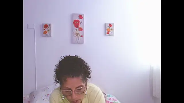 arianna ros3 online show from June 2026 09:48:02 PM