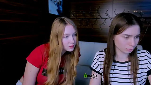 Snapshot of playful_sophie chatting on January 2025 06:02:01 PM playful sophie online show from January 2025 06:02:01 PM