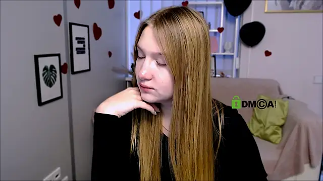 Snapshot of playful_sophie chatting on February 2025 12:27:02 PM playful sophie online show from February 2025 12:27:02 PM