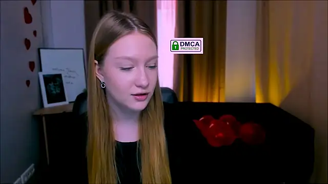 Snapshot of playful_sophie chatting on March 2025 12:04:02 PM playful sophie online show from March 2025 12:04:02 PM