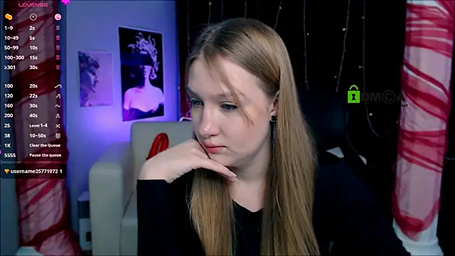 Snapshot of playful_sophie chatting on March 2025 12:22:01 PM playful sophie online show from March 2025 12:22:01 PM