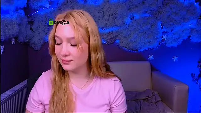 playful sophie online show from April 2026 02:51:02 AM