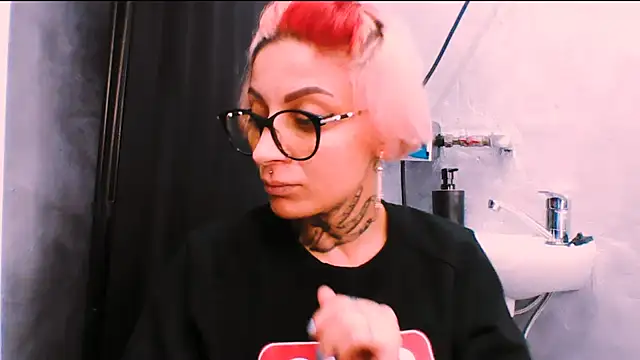 Lucky Deniz online show from November 2025 10:26:02 AM