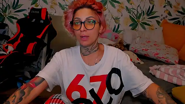 Lucky Deniz online show from December 2025 11:21:02 PM