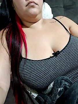 Paolaa hoot online show from May 2026 03:58:02 AM