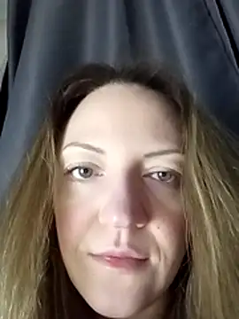 KattyLuuu online show from February 2026 06:06:01 PM