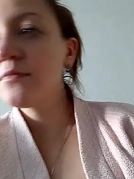 KattyLuuu online show from March 2026 01:28:01 PM