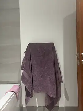 Snapshot of LavenderBuxton chatting on March 2026 12:26:02 AM LavenderBuxton online show from March 2026 12:26:02 AM