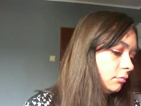 Snapshot of MeganGold chatting on April 2026 06:24:01 AM MeganGold online show from April 2026 06:24:01 AM