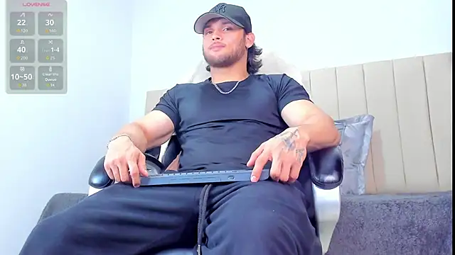 jeicob gagnon online show from April 2026 08:20:01 AM