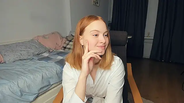 HarrmonSarah online show from December 2024 12:38:01 PM