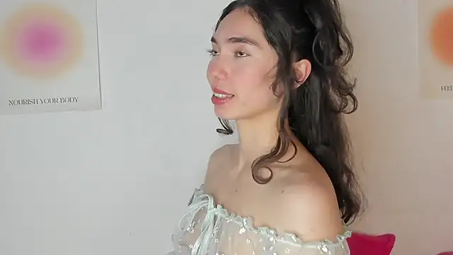 Ana is from Heaven online show from November 2025 04:56:02 AM