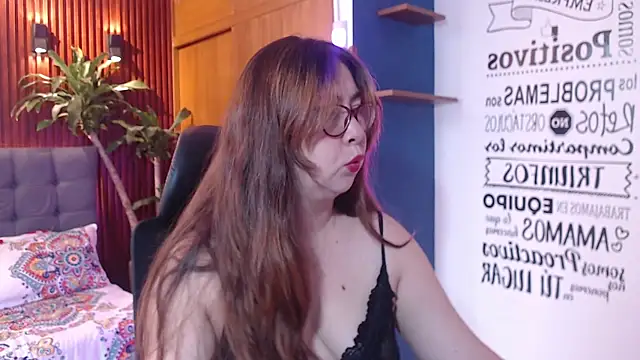 Snapshot of chloe_prg chatting on February 2025 12:48:02 PM chloe prg online show from February 2025 12:48:02 PM