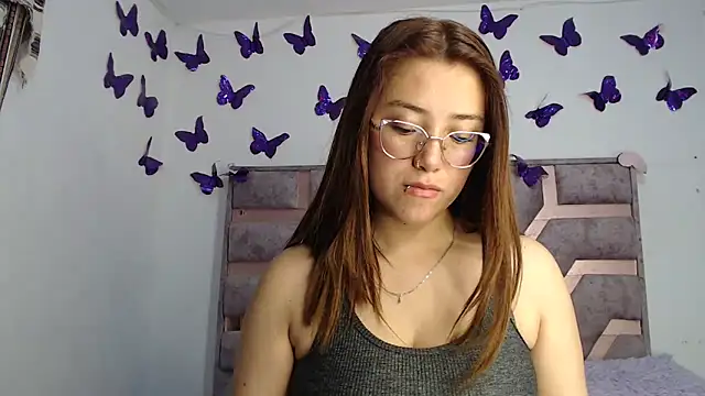 Snapshot of Anny_Fox- chatting on March 2026 04:47:01 AM Anny Fox- online show from March 2026 04:47:01 AM