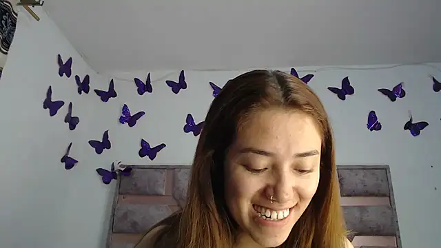 Snapshot of Anny_Fox- chatting on April 2026 03:18:01 AM Anny Fox- online show from April 2026 03:18:01 AM