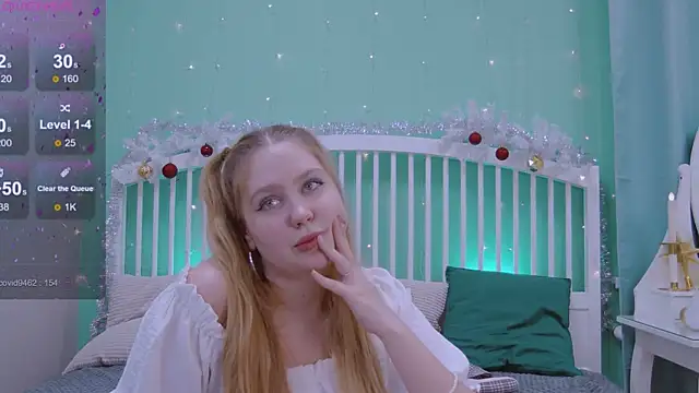 Ellie Wellie online show from December 2024 04:32:02 PM