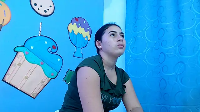 Snapshot of sweetfantacies18 chatting on March 2025 01:02:02 AM sweetfantacies18 online show from March 2025 01:02:02 AM