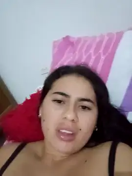 Snapshot of sweetfantacies18 chatting on October 2025 05:30:01 AM sweetfantacies18 online show from October 2025 05:30:01 AM