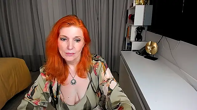 Fire-Fox-One online show from April 2026 07:22:02 PM
