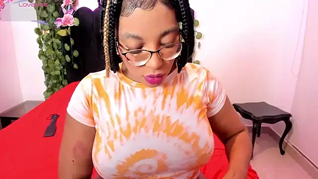 Snapshot of AmyBriiggs chatting on March 2026 04:40:01 AM AmyBriiggs online show from March 2026 04:40:01 AM