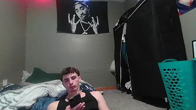 Snapshot of cw1ss chatting on October 2025 04:27:02 PM cw1ss online show from October 2025 04:27:02 PM