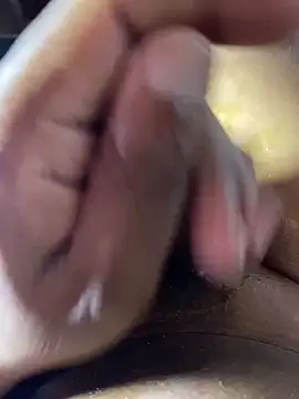 Snapshot of daddydiggg chatting on March 2025 12:37:02 AM daddydiggg online show from March 2025 12:37:02 AM