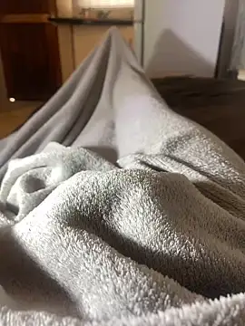 Snapshot of daddydiggg chatting on March 2025 12:11:01 PM daddydiggg online show from March 2025 12:11:01 PM