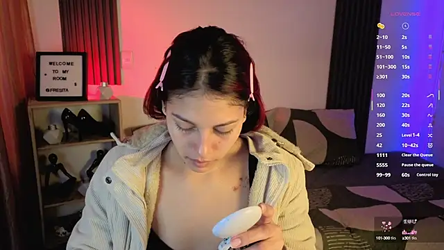 Fresita Rosita online show from October 2025 01:07:01 PM