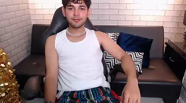 Samir bear online show from December 2024 12:56:02 PM