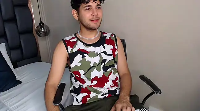 Samir bear online show from December 2024 12:45:02 PM