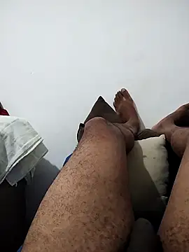 lucasquirao1234 online show from October 2025 10:23:02 AM