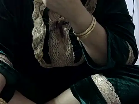 Snapshot of Housewife12 chatting on March 2025 02:12:02 PM Housewife12 online show from March 2025 02:12:02 PM