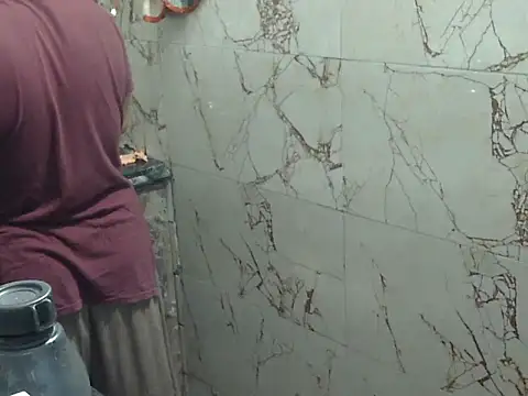 Snapshot of Housewife12 chatting on October 2025 08:04:02 AM Housewife12 online show from October 2025 08:04:02 AM