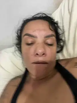 briannaa557 online show from February 2025 03:52:01 PM