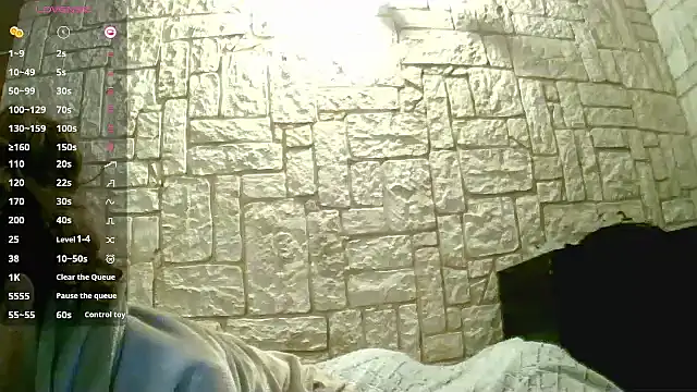 Snapshot of sansan2411 chatting on January 2025 09:53:02 PM sansan2411 online show from January 2025 09:53:02 PM